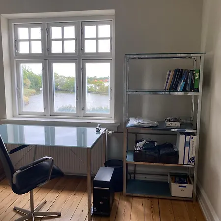 In The Center With Seaview 낙스코우