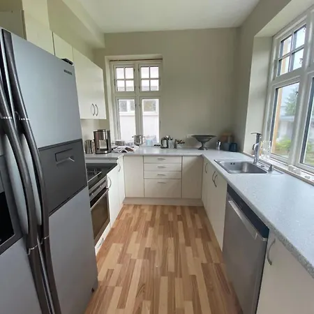 In The Center With Seaview 纳克斯考